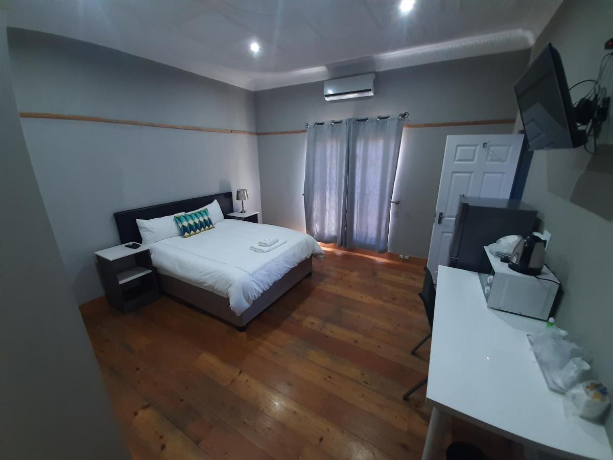 Lux Rooms On 37 Bloemfontein Exteriér fotografie